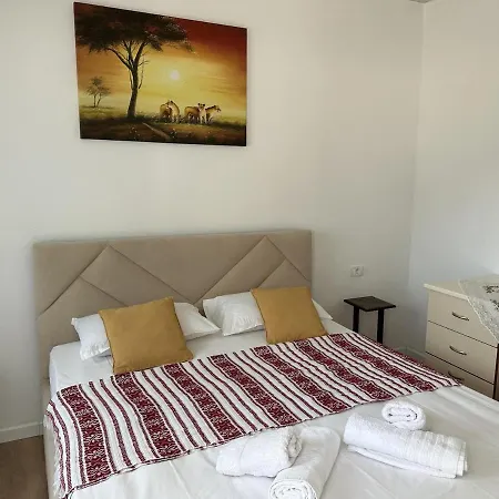 Livadhe Apartamento